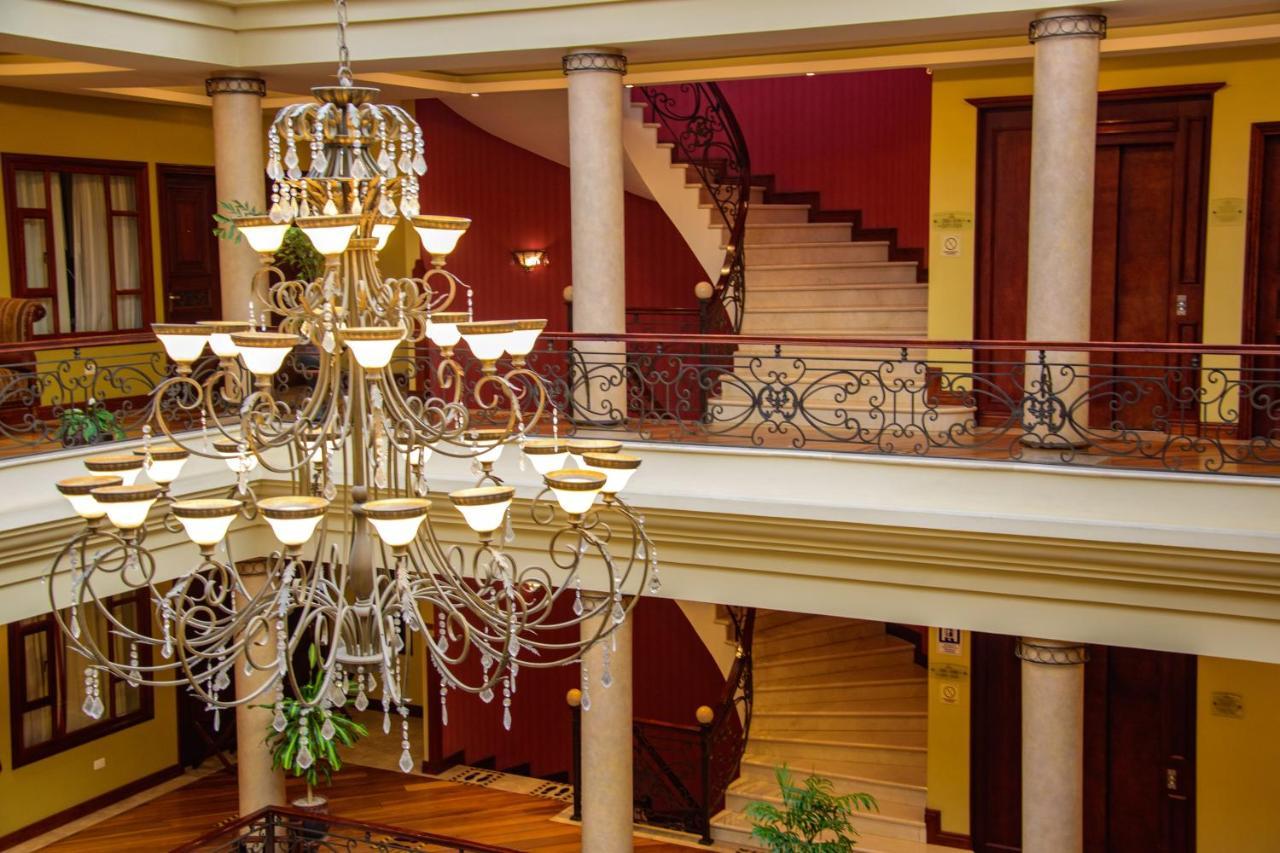 Grand Victoria Boutique Hotel Loja Buitenkant foto