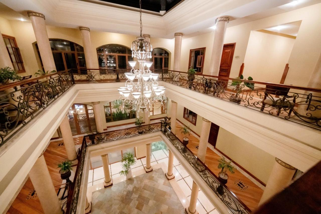 Grand Victoria Boutique Hotel Loja Buitenkant foto