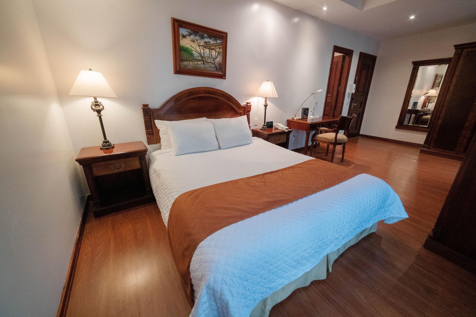 Grand Victoria Boutique Hotel Loja Buitenkant foto