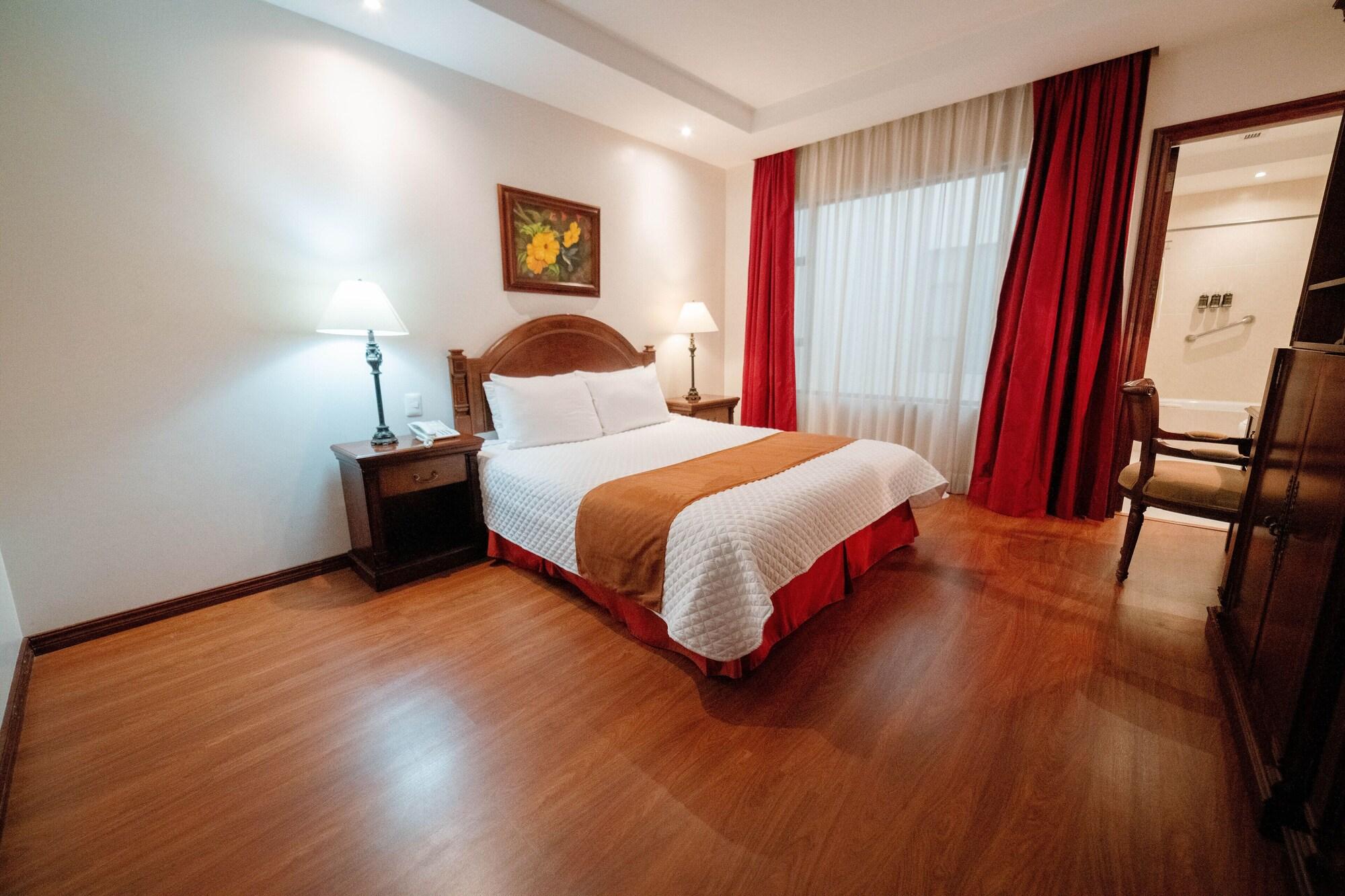 Grand Victoria Boutique Hotel Loja Buitenkant foto